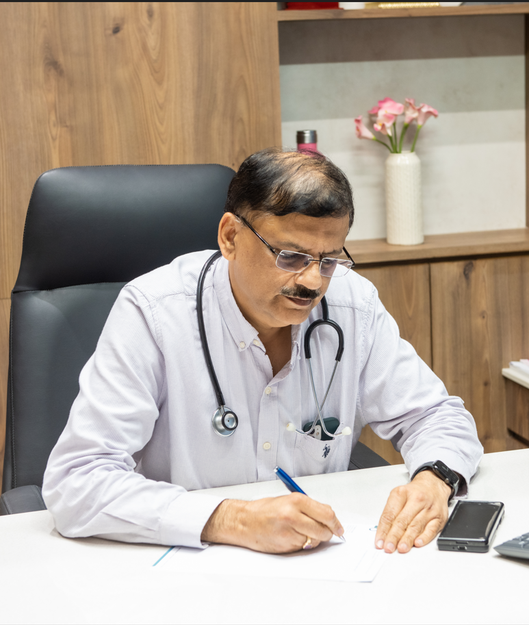 Dr. Sanjeev Patak |  Diabetes Specialist